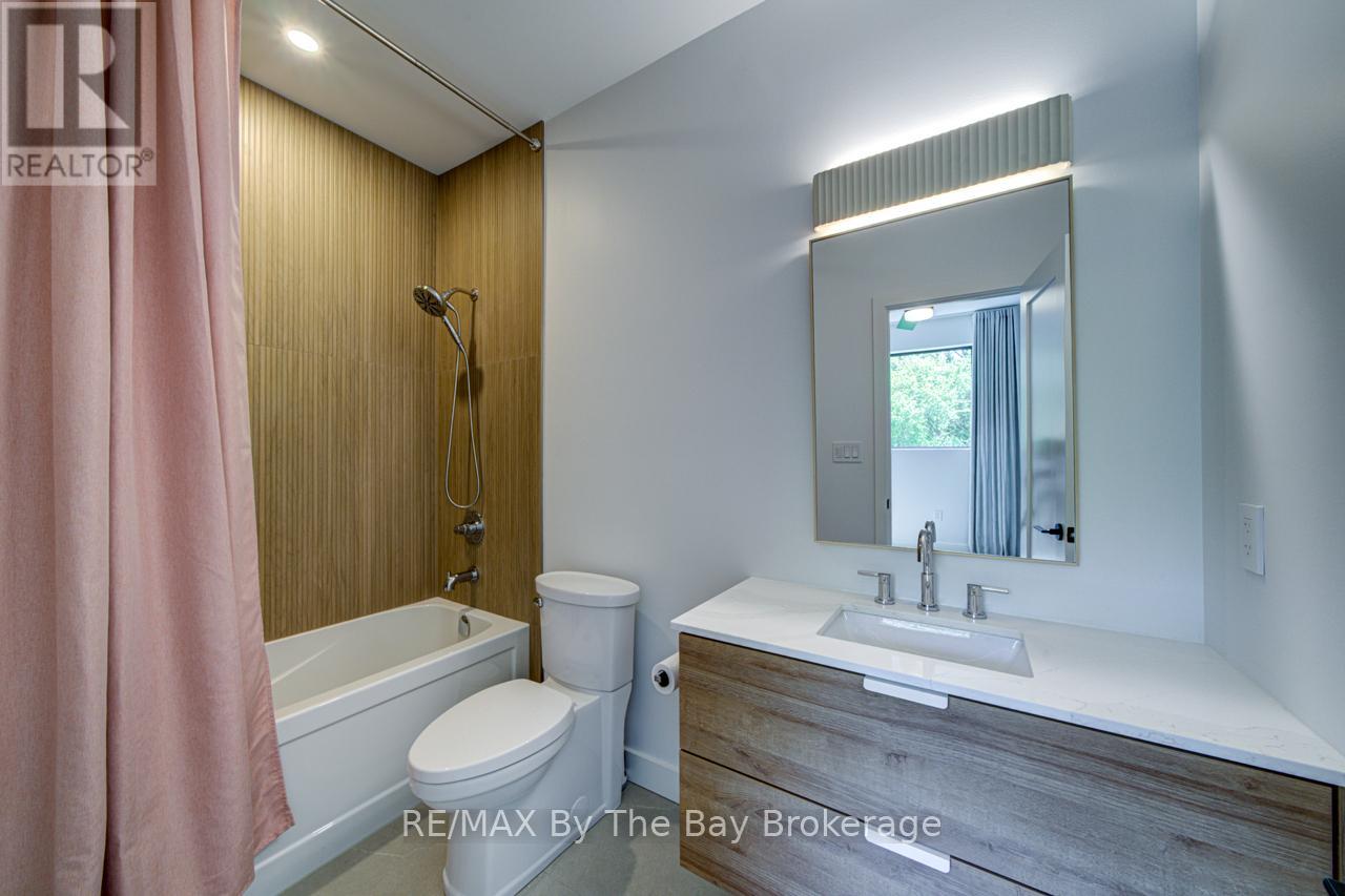18 Raintree Court, Clearview, Ontario  L9Y 0K2 - Photo 27 - S13175748