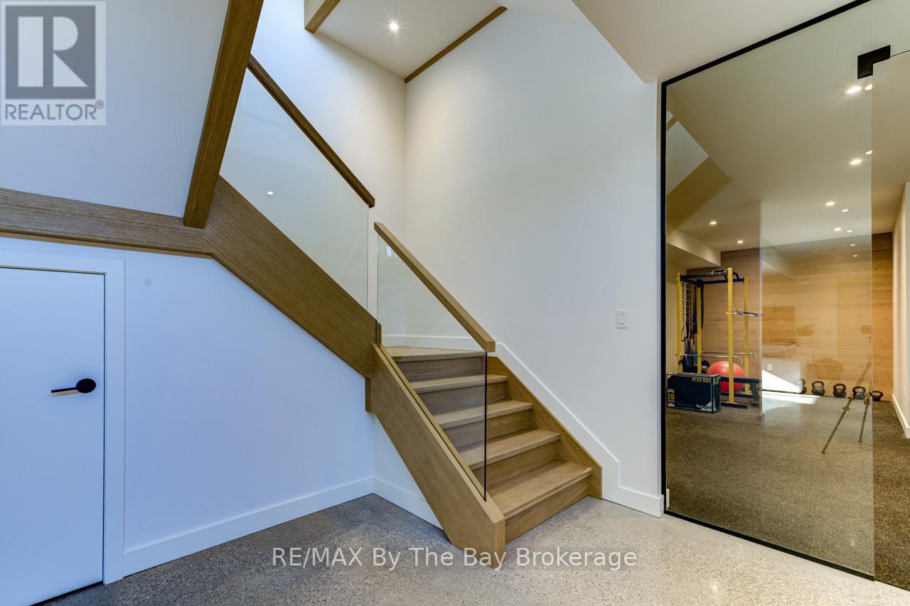 18 Raintree Court, Clearview, Ontario  L9Y 0K2 - Photo 31 - S13175748