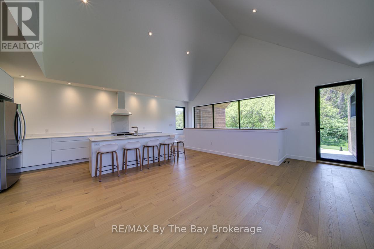 18 Raintree Court, Clearview, Ontario  L9Y 0K2 - Photo 38 - S13175748