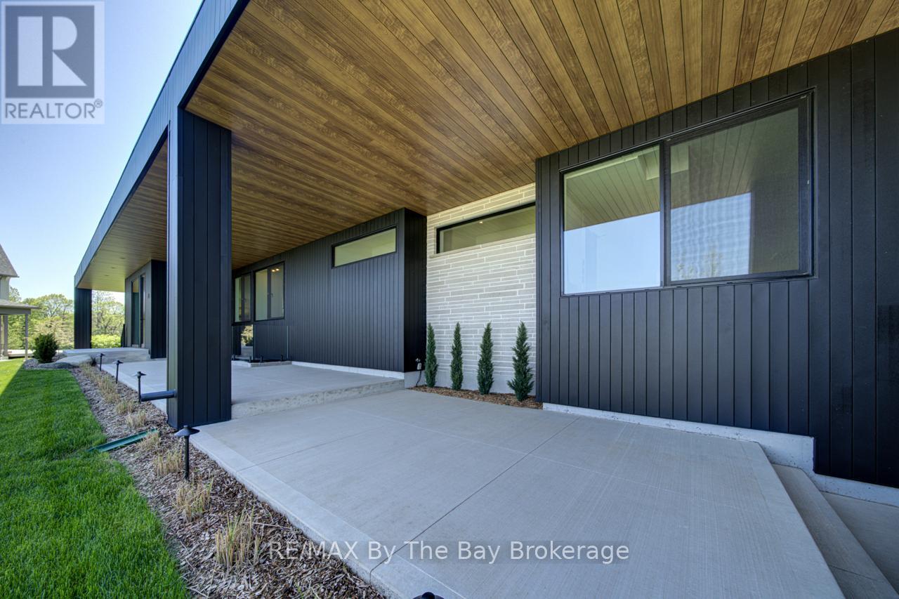 18 Raintree Court, Clearview, Ontario  L9Y 0K2 - Photo 7 - S13175748