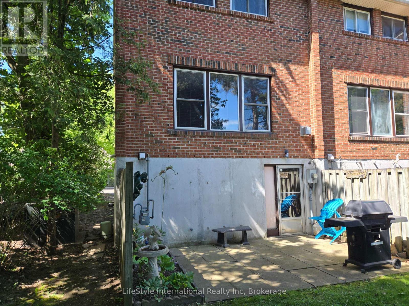 16 - 201 Silvercreek Parkway N, Guelph, Ontario  N1H 3T4 - Photo 31 - X13175848