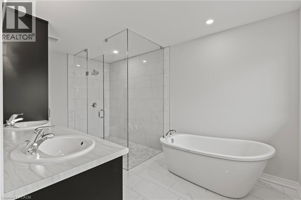 150 Hodgkins Avenue, Thorold, Ontario  L2V 1M1 - Photo 14 - 40833763