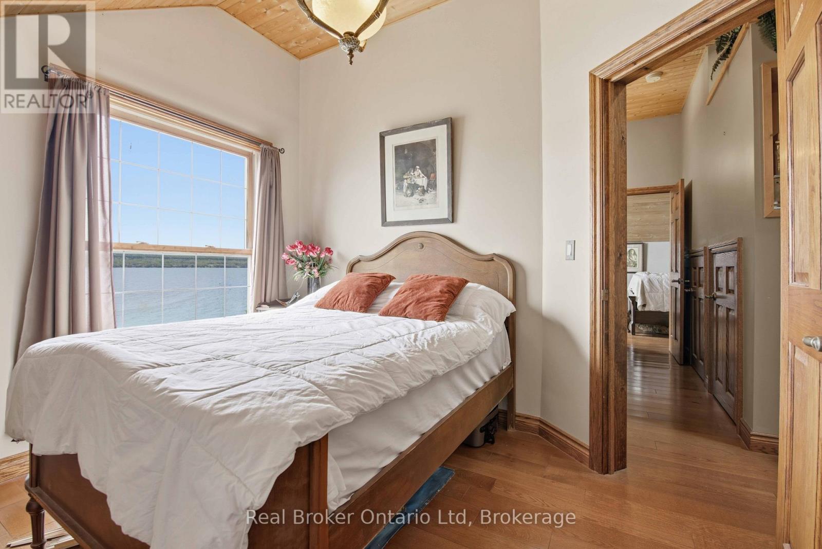 574 Mallory Beach Road, South Bruce Peninsula, Ontario  N0H 2T0 - Photo 12 - X13175942