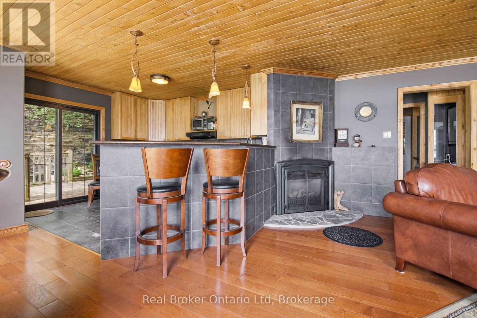 574 Mallory Beach Road, South Bruce Peninsula, Ontario  N0H 2T0 - Photo 25 - X13175942