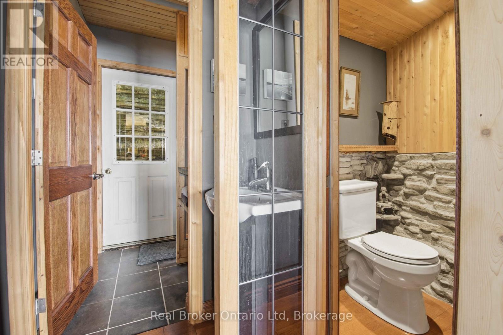 574 Mallory Beach Road, South Bruce Peninsula, Ontario  N0H 2T0 - Photo 33 - X13175942
