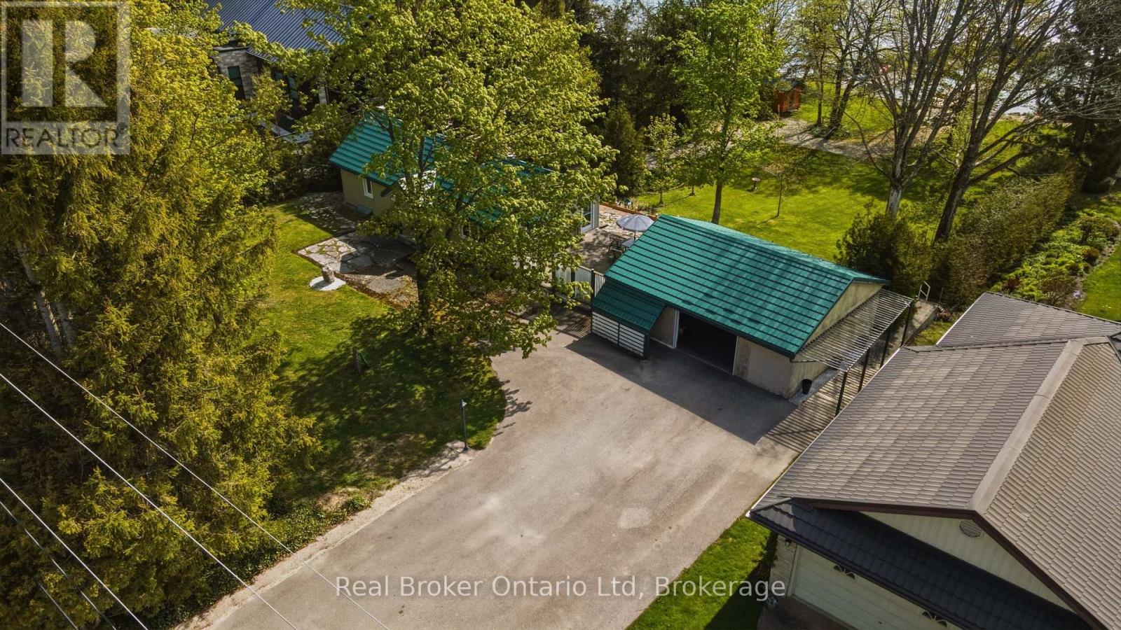 275 Balmy Beach Road, Georgian Bluffs, Ontario  N4K 5N4 - Photo 2 - X13175944