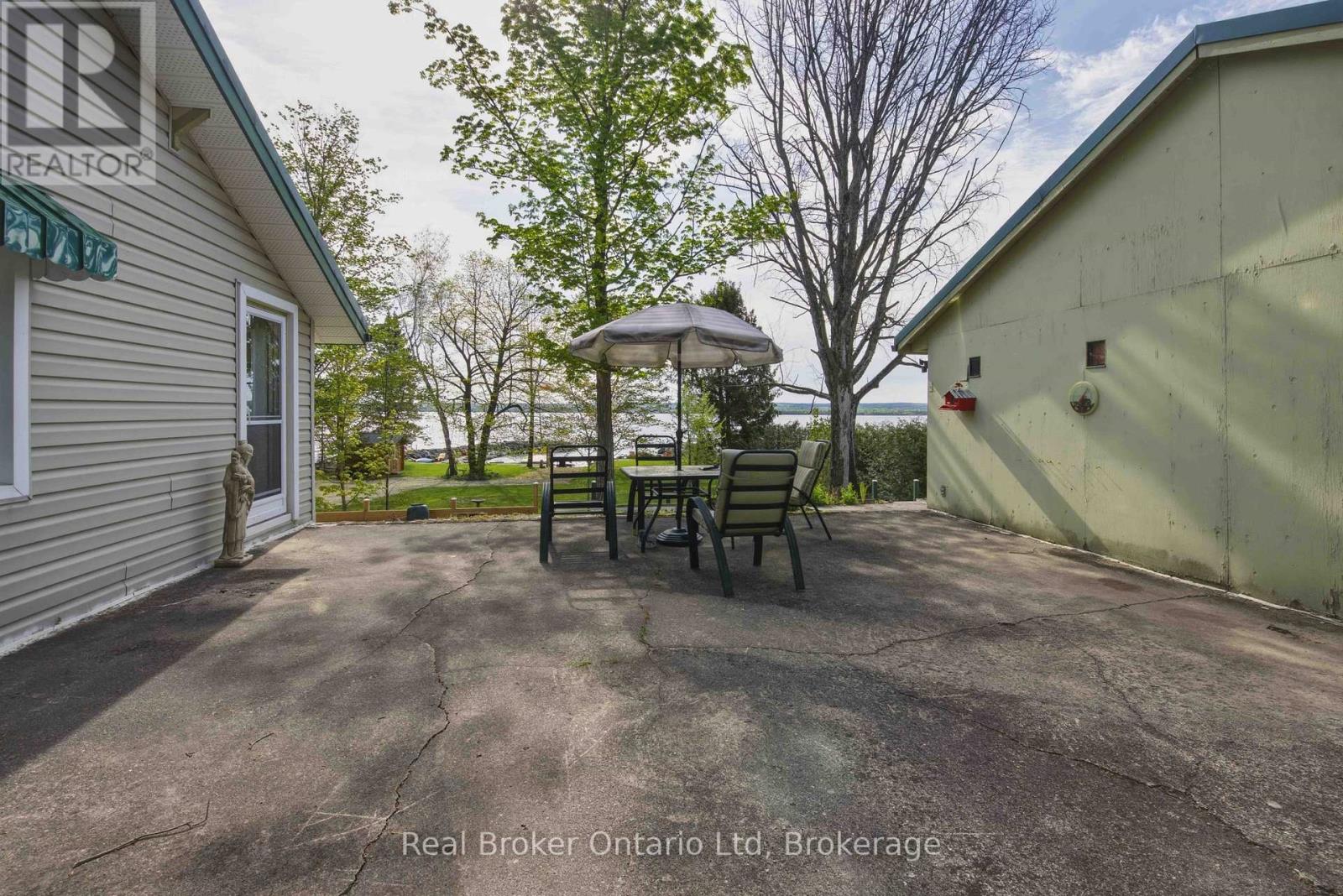 275 Balmy Beach Road, Georgian Bluffs, Ontario  N4K 5N4 - Photo 23 - X13175944