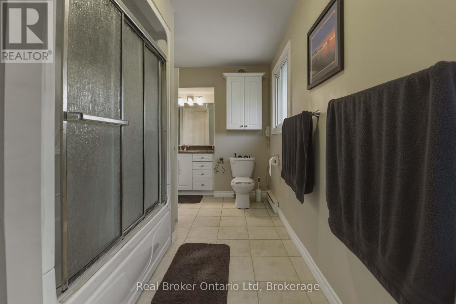 275 Balmy Beach Road, Georgian Bluffs, Ontario  N4K 5N4 - Photo 36 - X13175944