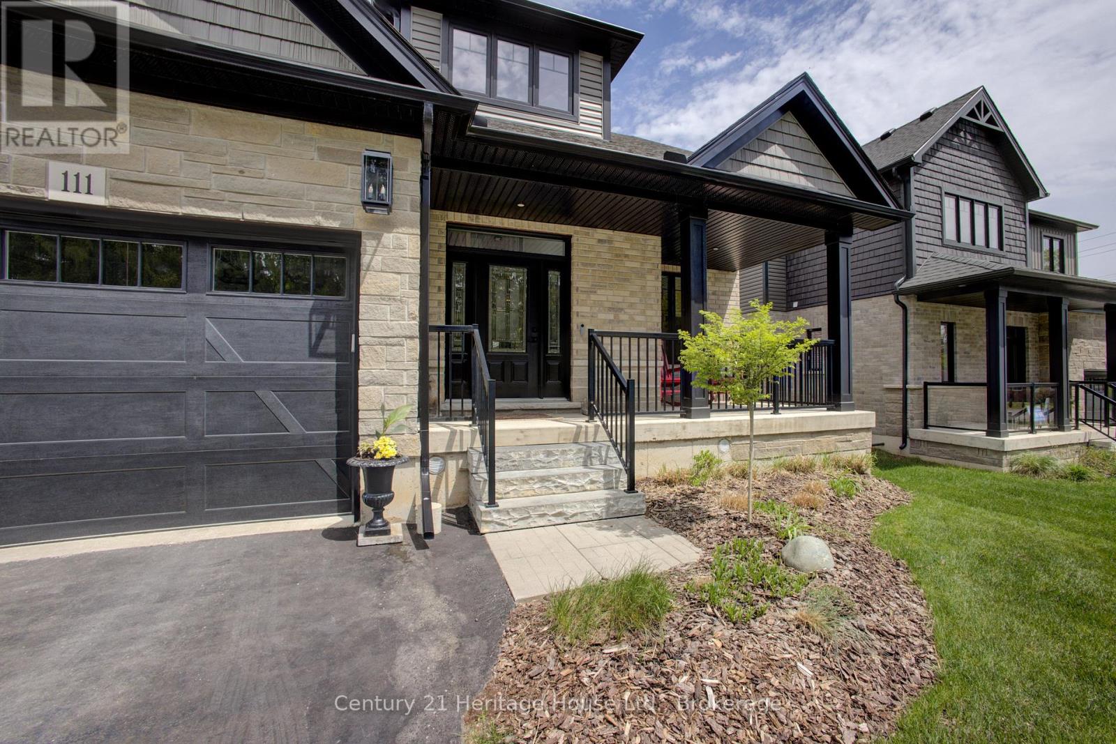 111 Eccles Avenue, West Grey, Ontario  N0G 1R0 - Photo 3 - X13176054
