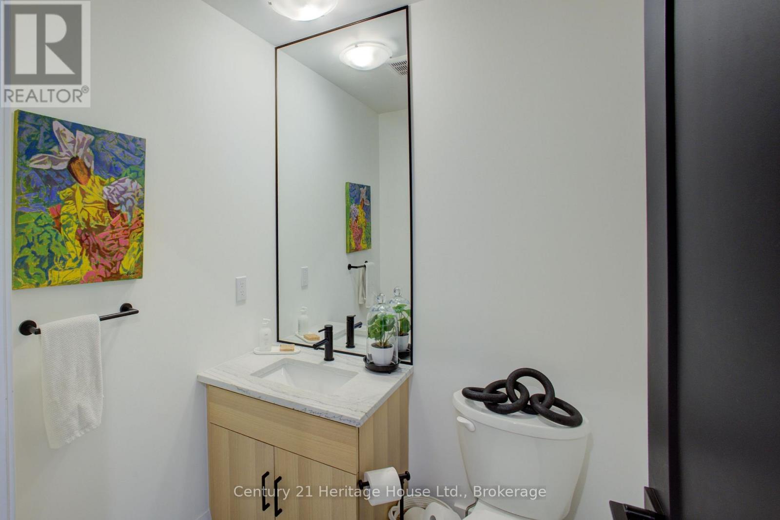 111 Eccles Avenue, West Grey, Ontario  N0G 1R0 - Photo 32 - X13176054