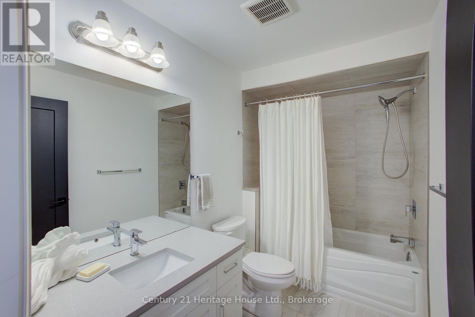 111 Eccles Avenue, West Grey, Ontario  N0G 1R0 - Photo 40 - X13176054