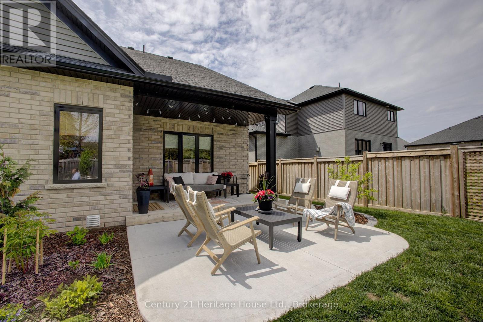 111 Eccles Avenue, West Grey, Ontario  N0G 1R0 - Photo 45 - X13176054