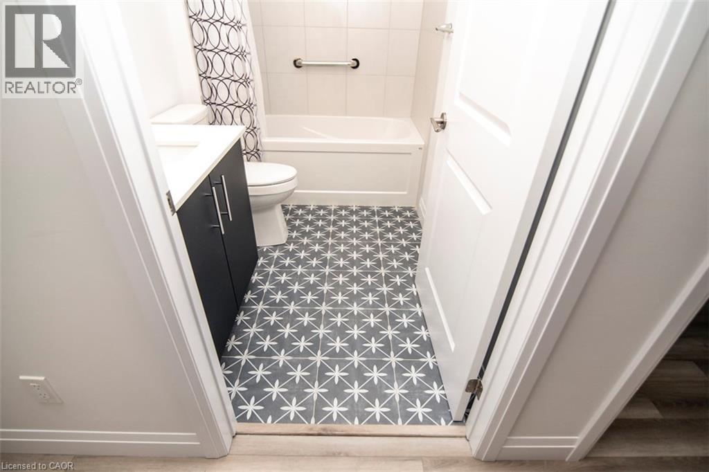 153 Wilson Street W Unit# 105, Ancaster, Ontario  L0R 1C0 - Photo 27 - 40832820