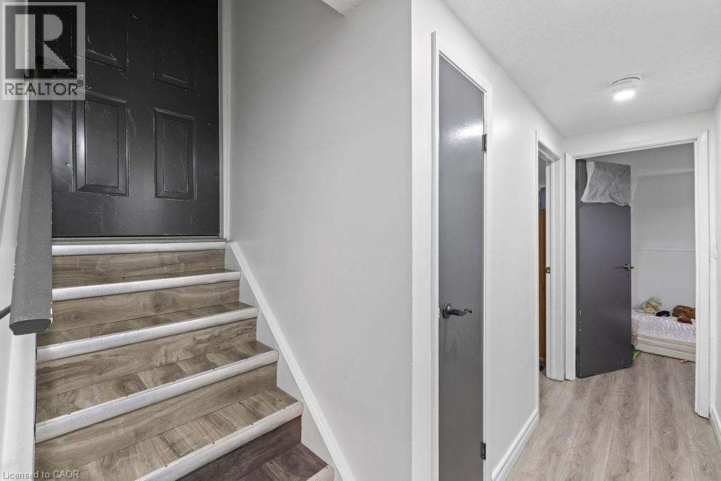 24 Tara Crescent, Thorold, Ontario  L2V 4M1 - Photo 12 - 40833773