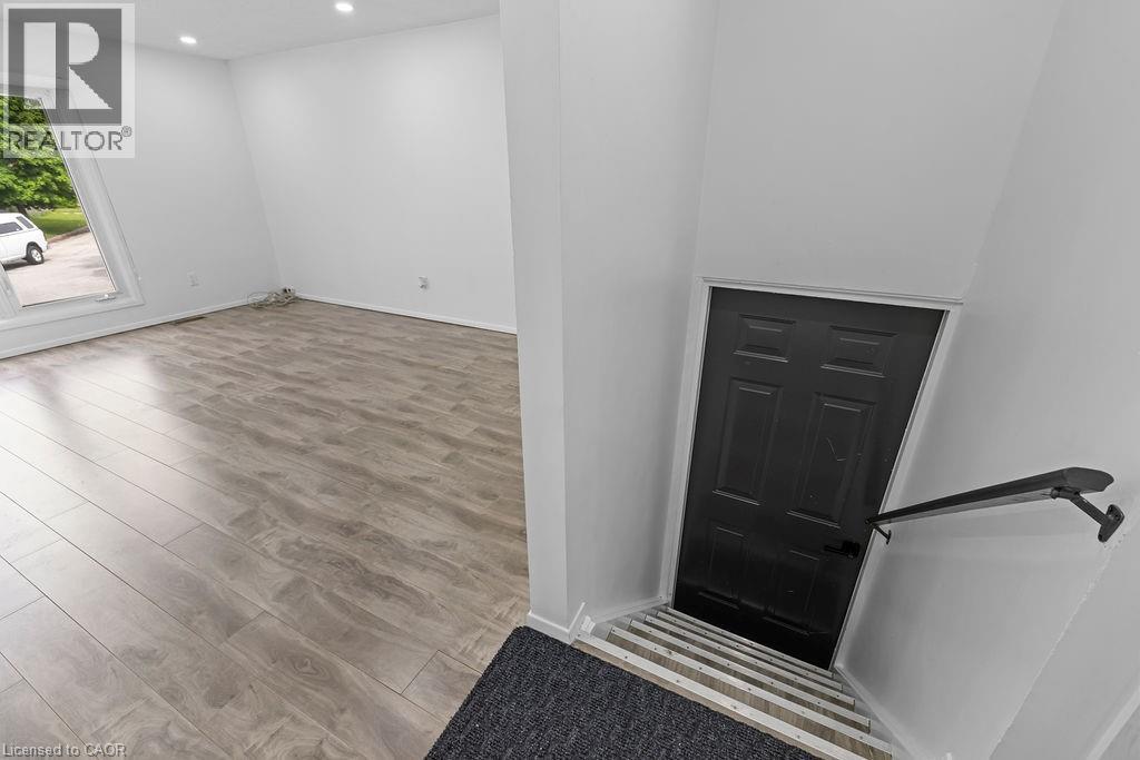 24 Tara Crescent, Thorold, Ontario  L2V 4M1 - Photo 16 - 40833773