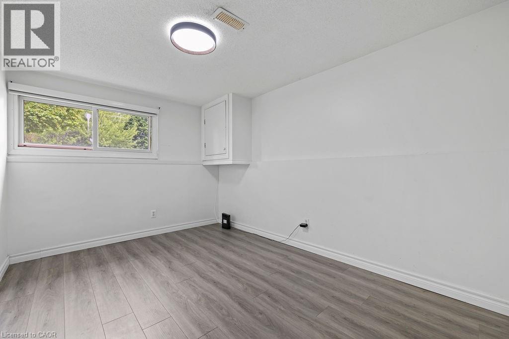 24 Tara Crescent, Thorold, Ontario  L2V 4M1 - Photo 6 - 40833773