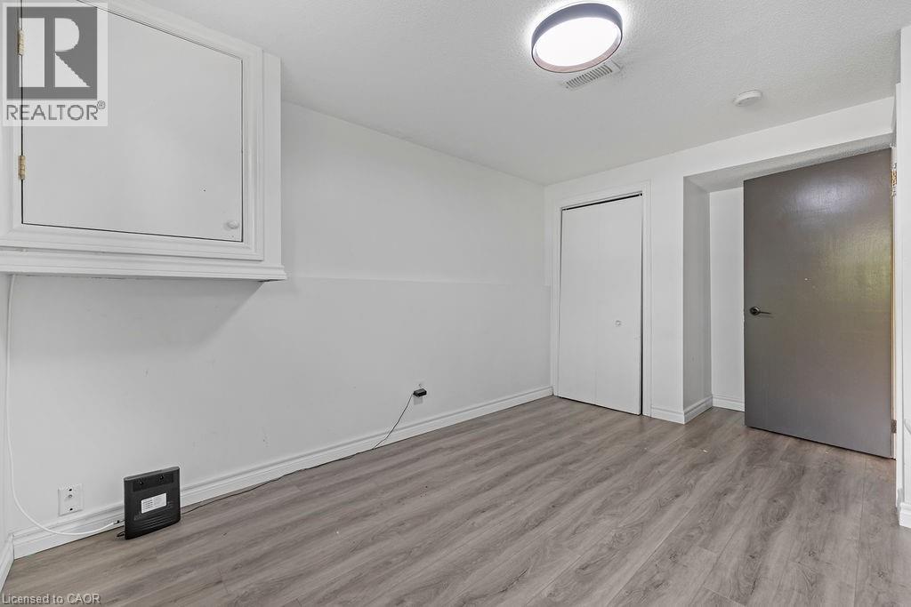 24 Tara Crescent, Thorold, Ontario  L2V 4M1 - Photo 7 - 40833773