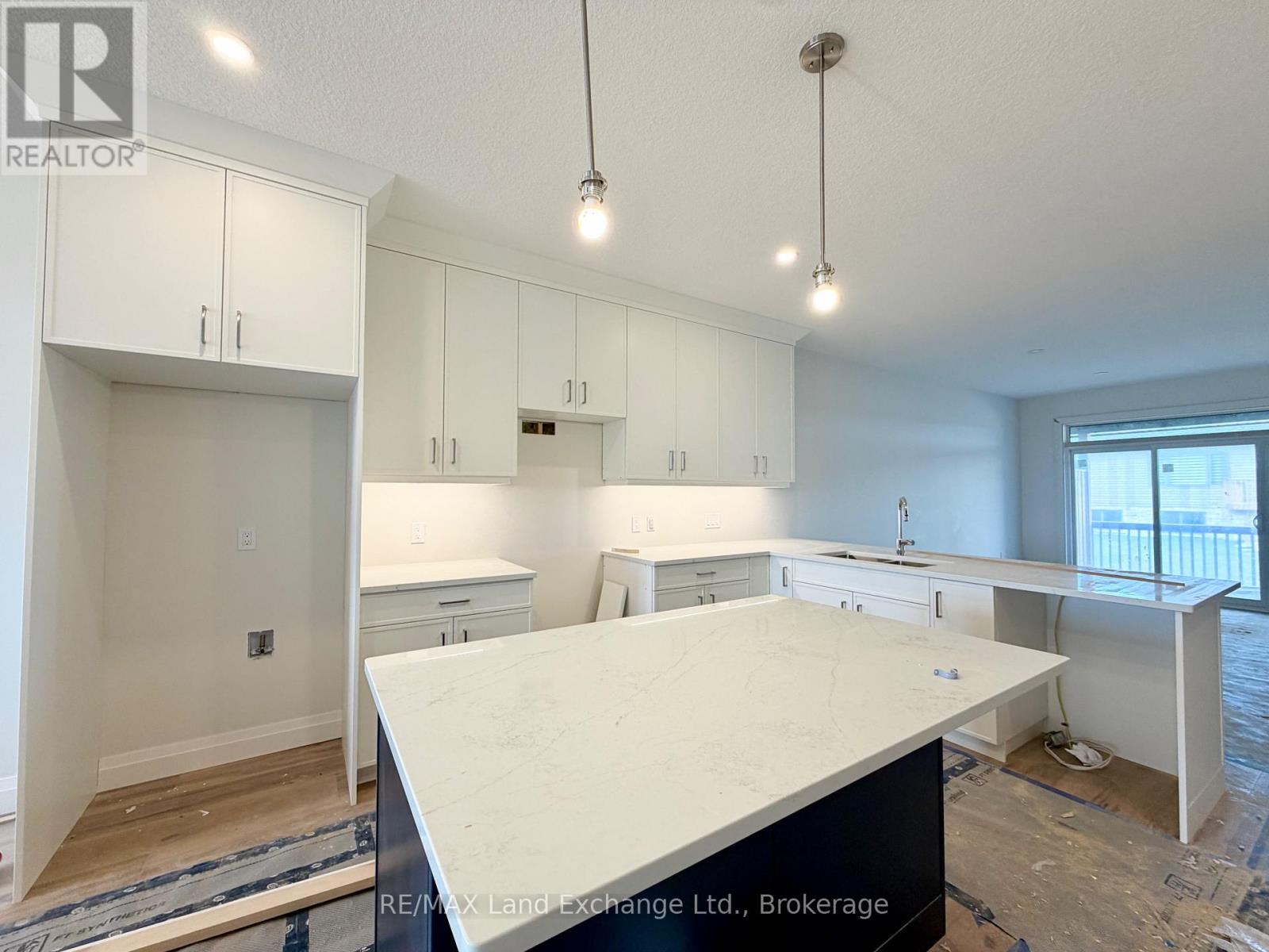 447 Ivings Drive, Saugeen Shores, Ontario  N0H 2C1 - Photo 2 - X13176516