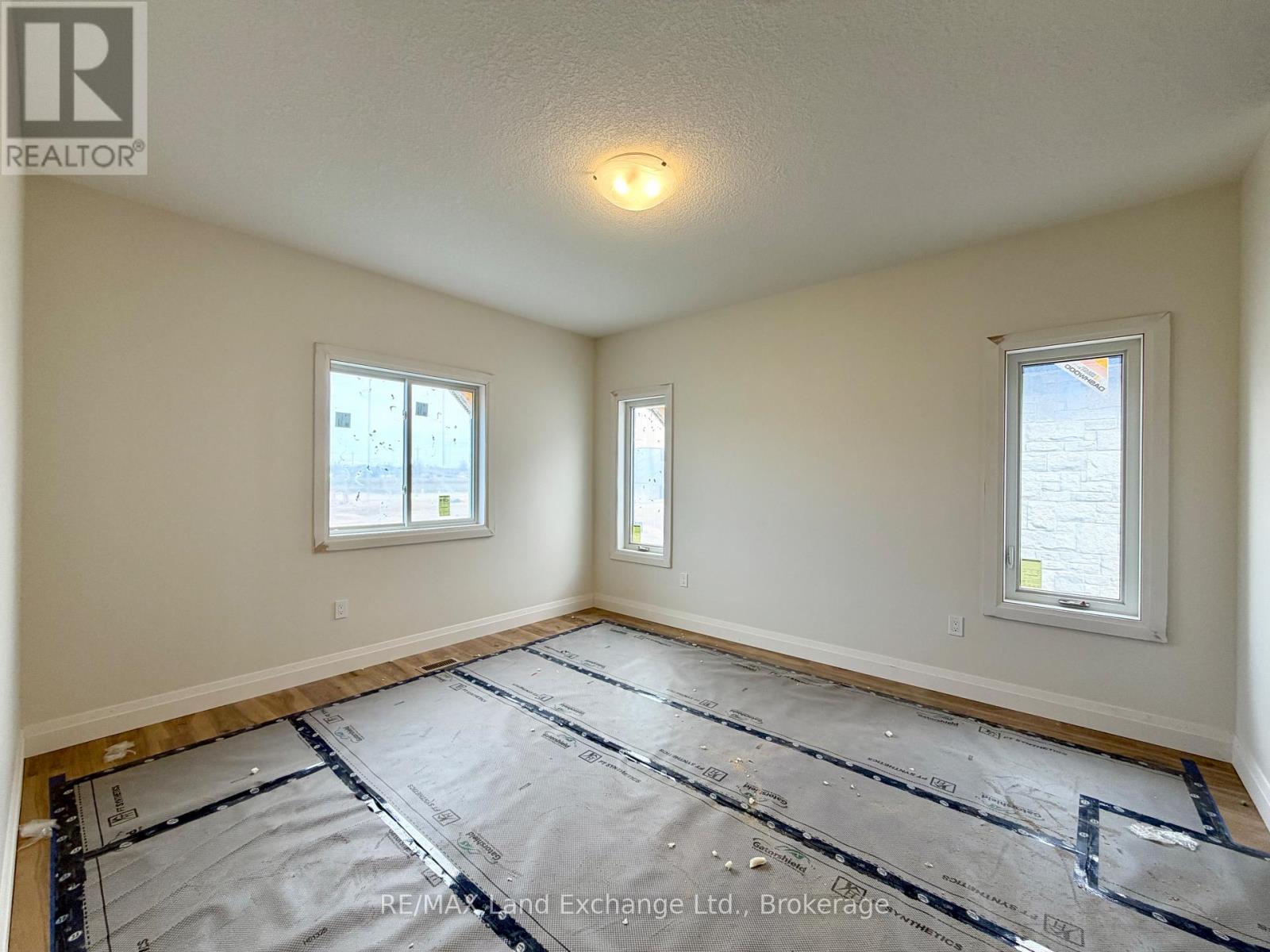 447 Ivings Drive, Saugeen Shores, Ontario  N0H 2C1 - Photo 5 - X13176516