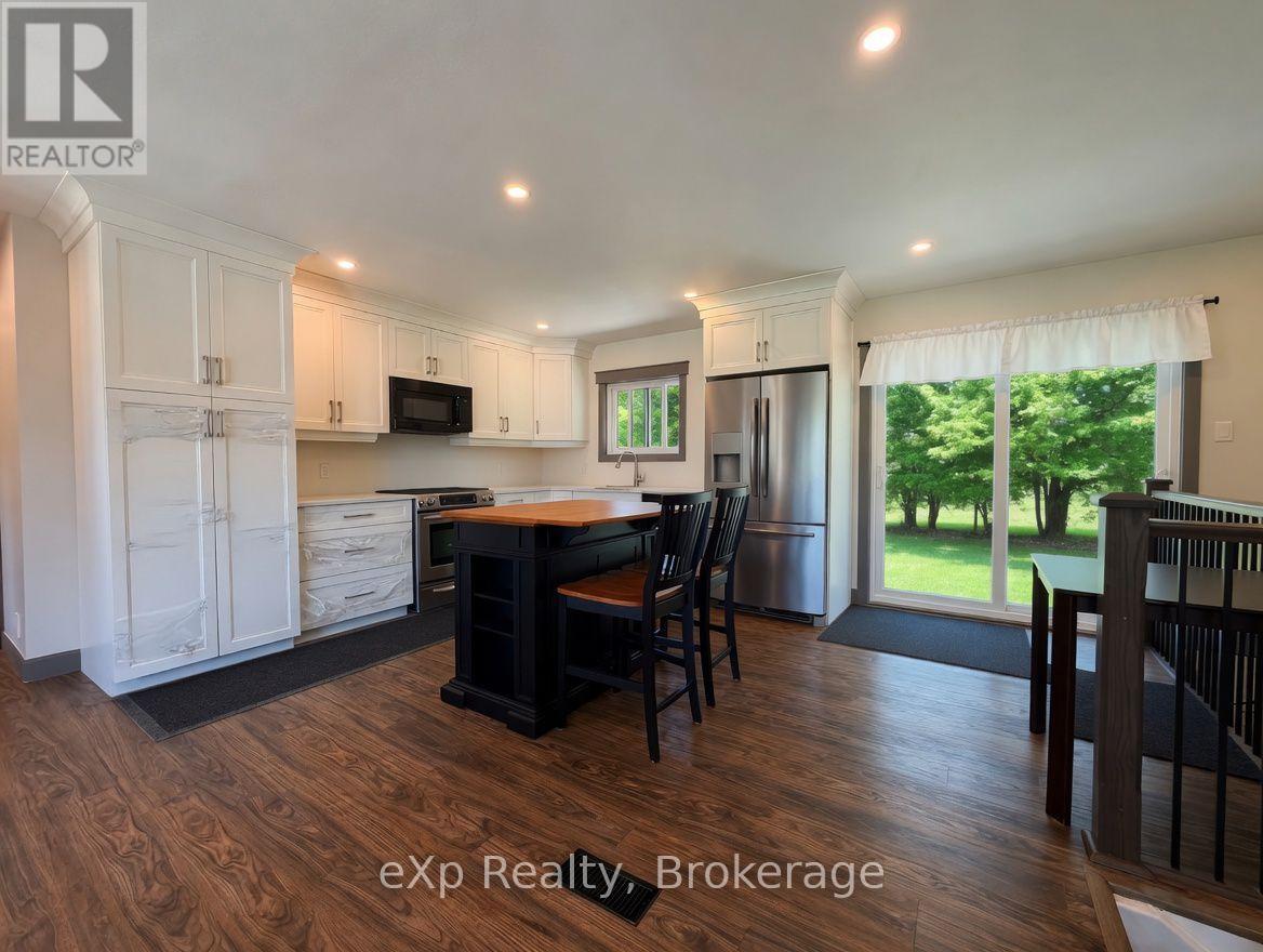 341013 Grey Road 28, West Grey, Ontario  N4N 3B9 - Photo 3 - X13176596