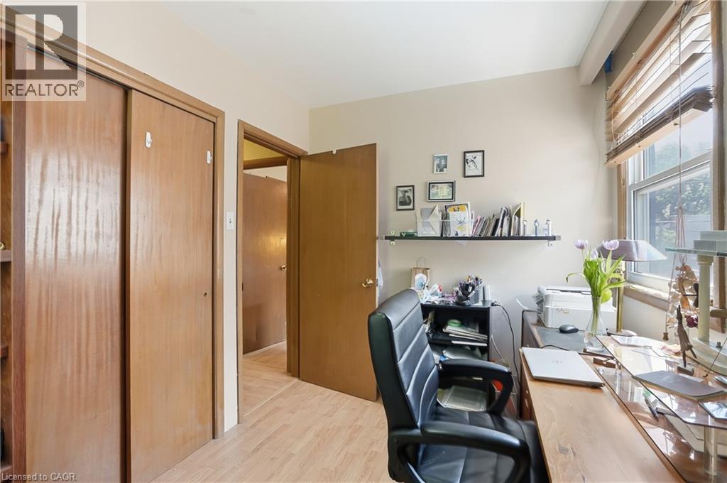 39 Paradise Road N, Hamilton, Ontario  L8S 3S6 - Photo 13 - 40833592