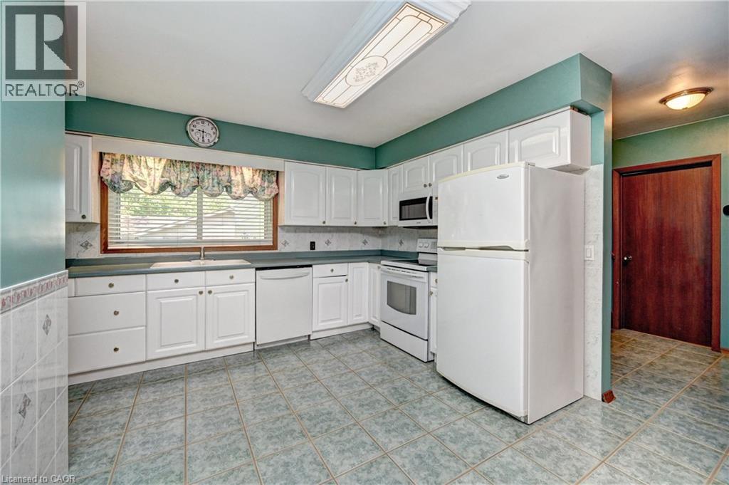 132 Forest Hill Drive, Kitchener, Ontario  N2M 4G3 - Photo 16 - 40832145