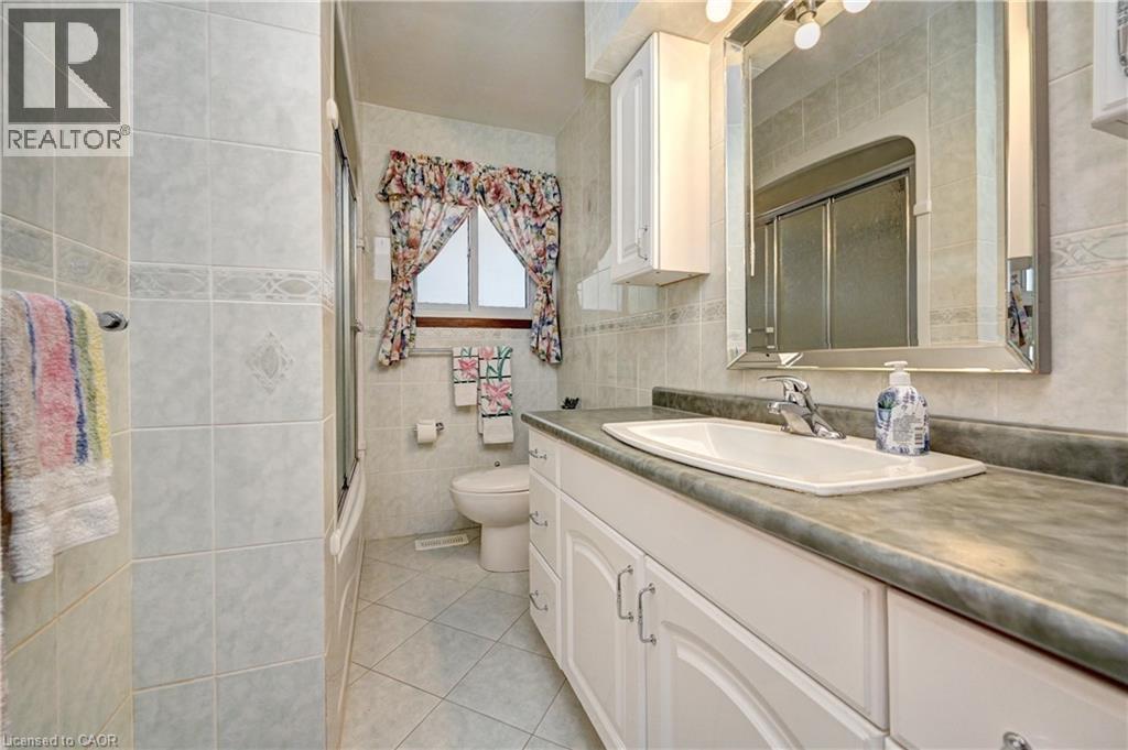 132 Forest Hill Drive, Kitchener, Ontario  N2M 4G3 - Photo 24 - 40832145