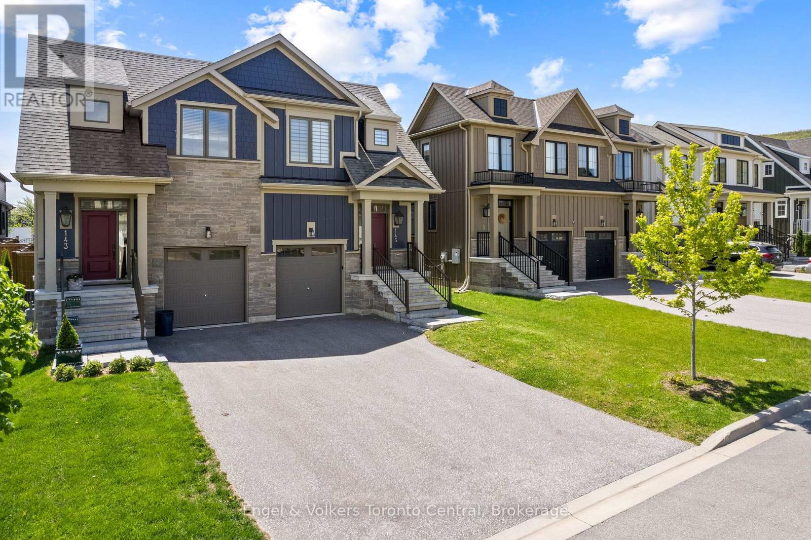 145 Sycamore Street, Blue Mountains, Ontario  L9Y 4E4 - Photo 2 - X13176986