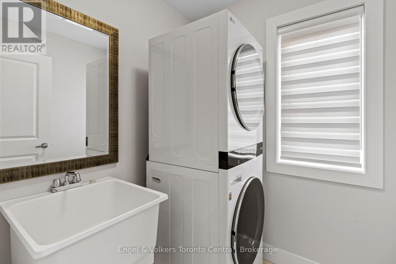 145 Sycamore Street, Blue Mountains, Ontario  L9Y 4E4 - Photo 35 - X13176986