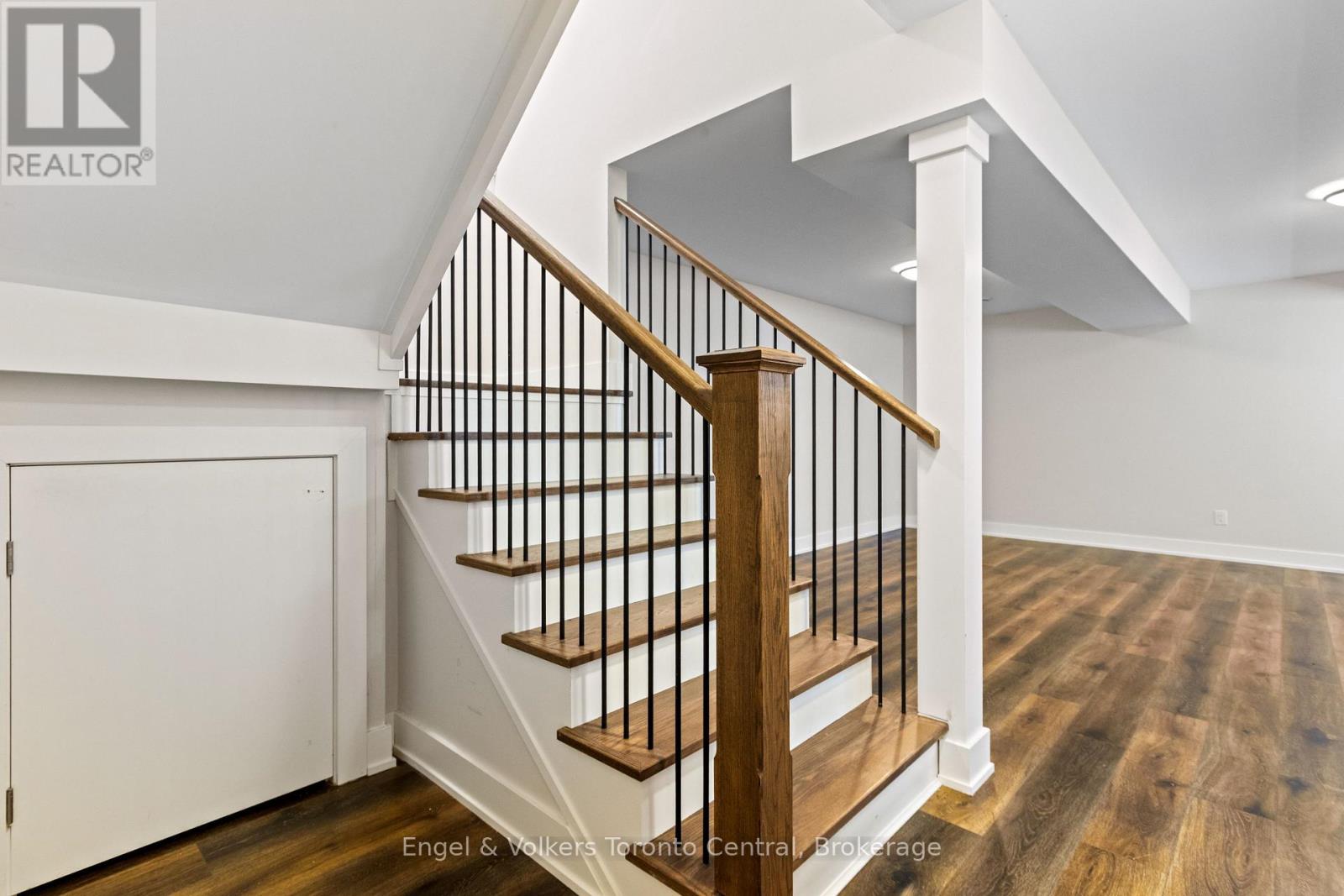145 Sycamore Street, Blue Mountains, Ontario  L9Y 4E4 - Photo 36 - X13176986
