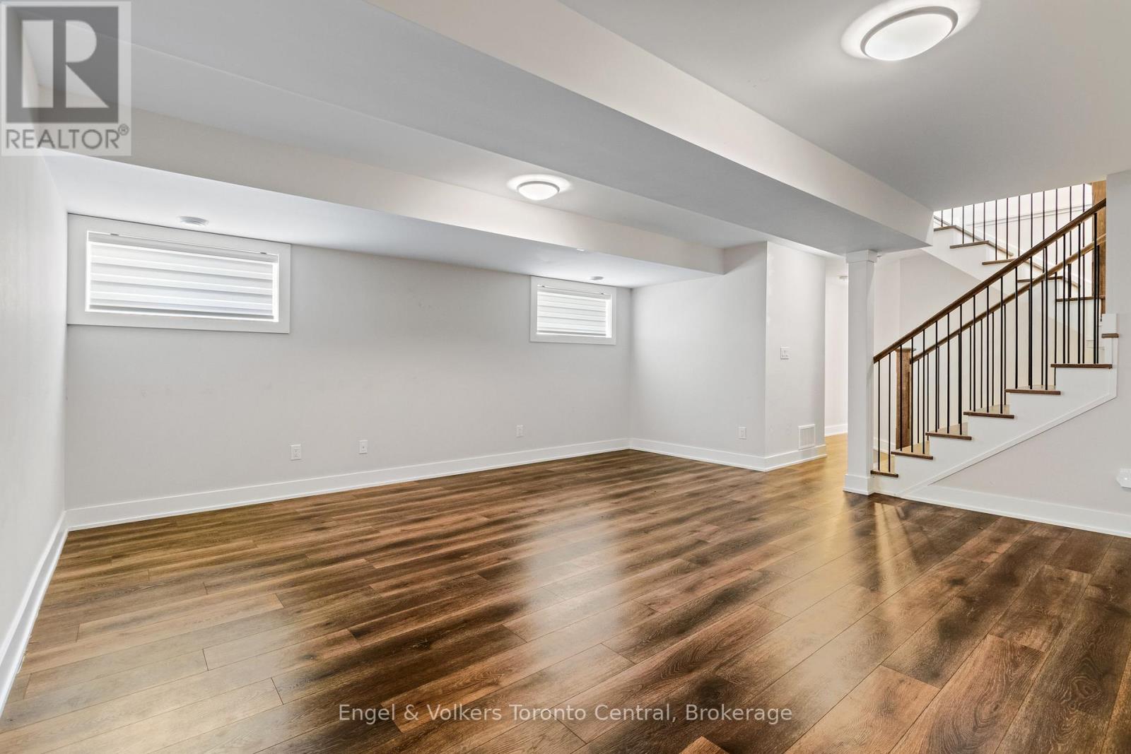 145 Sycamore Street, Blue Mountains, Ontario  L9Y 4E4 - Photo 38 - X13176986