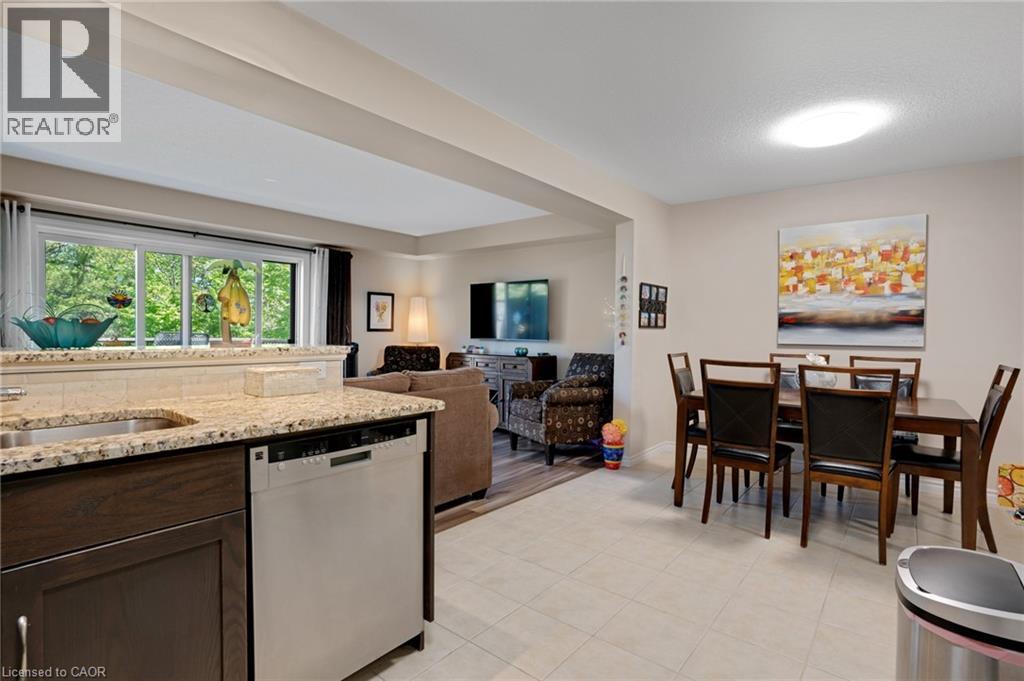 635 Saginaw Parkway Unit# 2, Cambridge, Ontario  N1T 0C1 - Photo 12 - 40833767