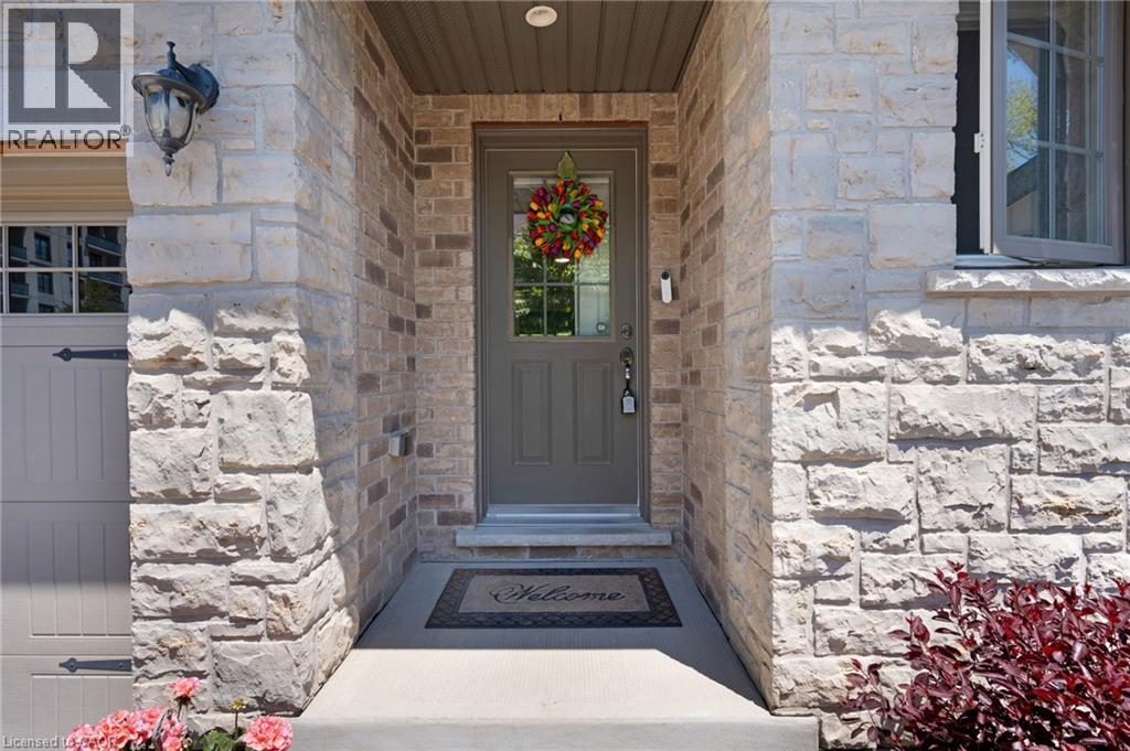 635 Saginaw Parkway Unit# 2, Cambridge, Ontario  N1T 0C1 - Photo 3 - 40833767