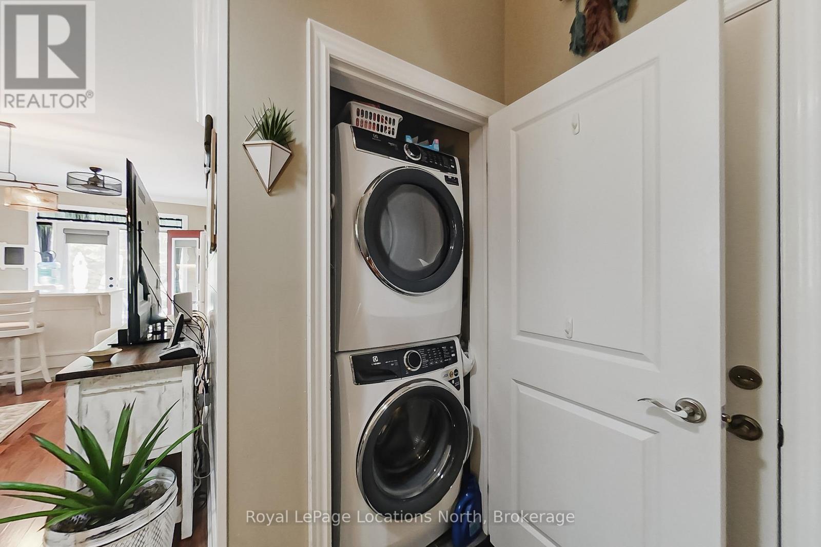 23 Covington Blue Crescent, Wasaga Beach, Ontario  L9Z 0E4 - Photo 19 - S13177992