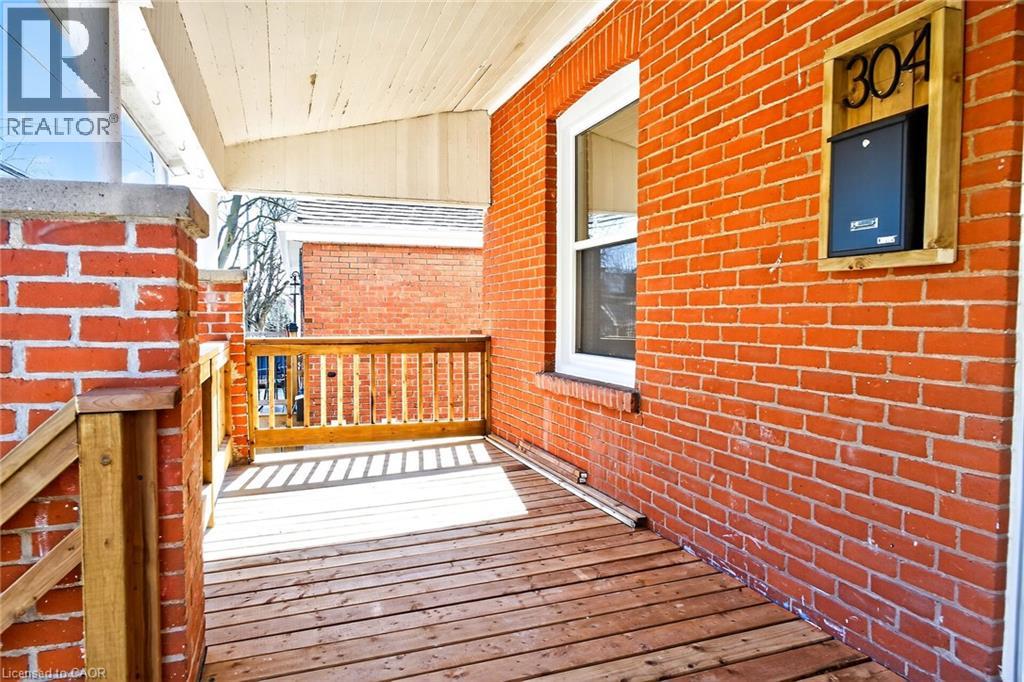 304 Park Street, Dundas, Ontario  L9H 1Y9 - Photo 3 - 40833887