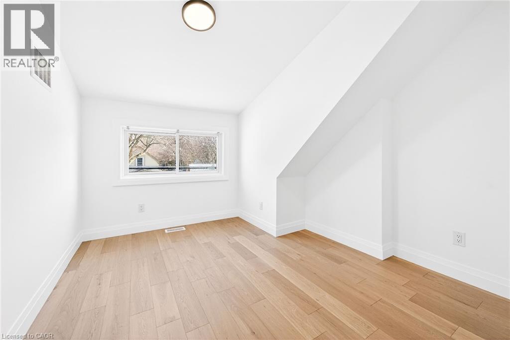 304 Park Street, Dundas, Ontario  L9H 1Y9 - Photo 39 - 40833887