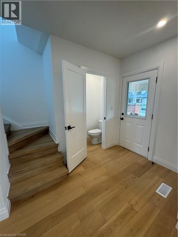 304 Park Street, Dundas, Ontario  L9H 1Y9 - Photo 6 - 40833887