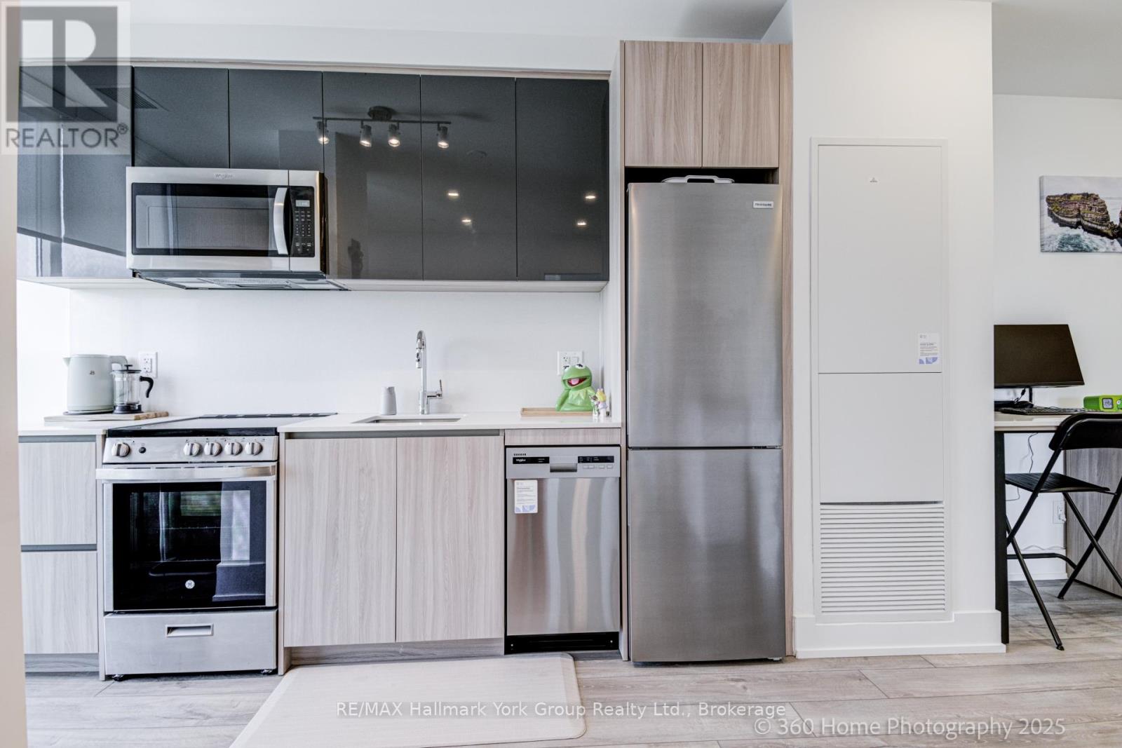 534 - 3100 Keele Street, Toronto, Ontario  M3M 2H4 - Photo 8 - W13179526
