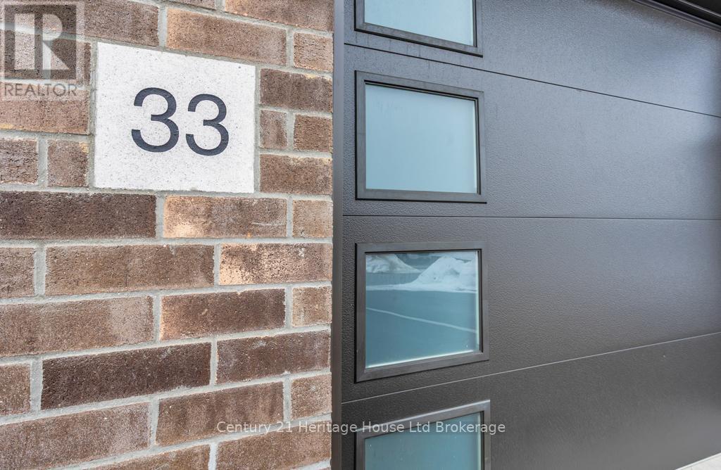33 Martin Street, Tillsonburg, Ontario  N4G 0K3 - Photo 4 - X13180380