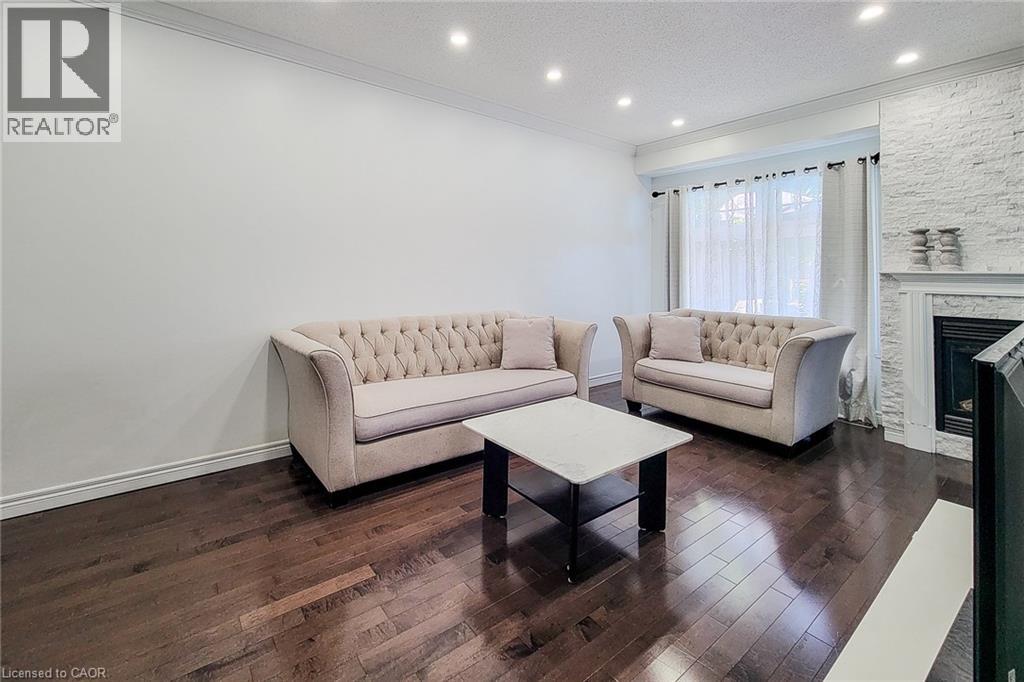 232 Stonehenge Drive Unit# 2, Ancaster, Ontario  L9K 1R5 - Photo 14 - 40828857
