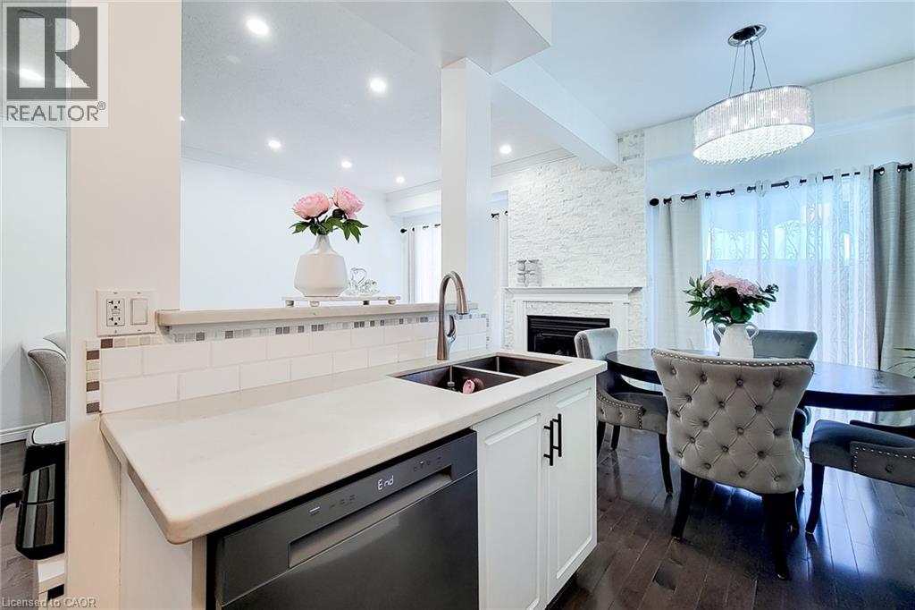 232 Stonehenge Drive Unit# 2, Ancaster, Ontario  L9K 1R5 - Photo 18 - 40828857