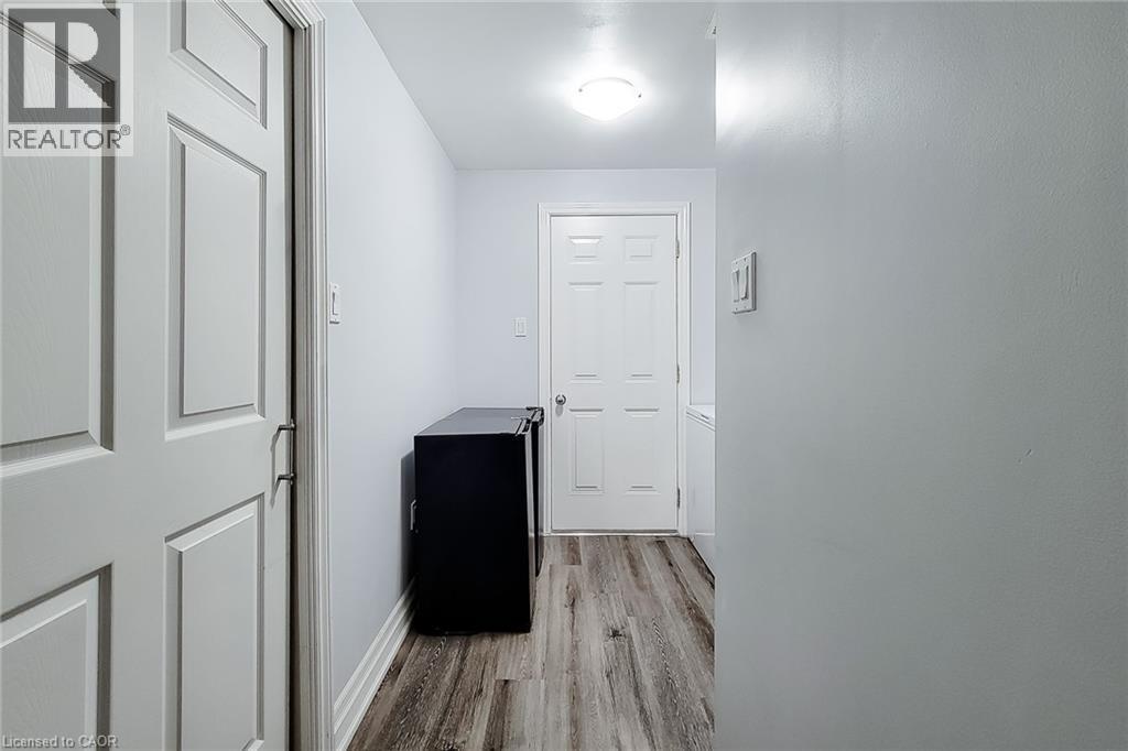 232 Stonehenge Drive Unit# 2, Ancaster, Ontario  L9K 1R5 - Photo 35 - 40828857