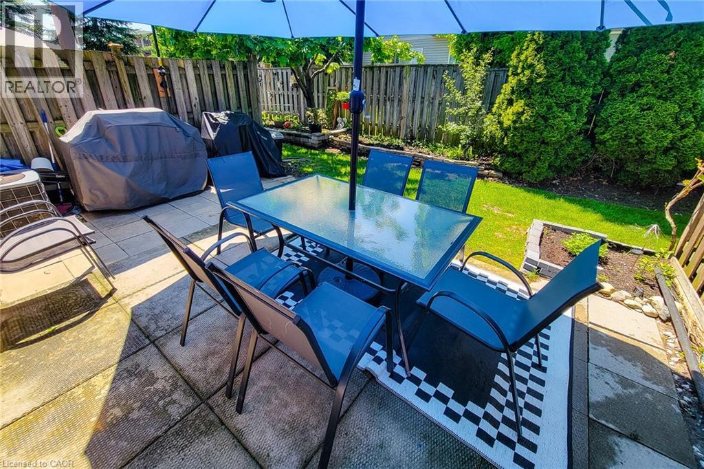 232 Stonehenge Drive Unit# 2, Ancaster, Ontario  L9K 1R5 - Photo 7 - 40828857