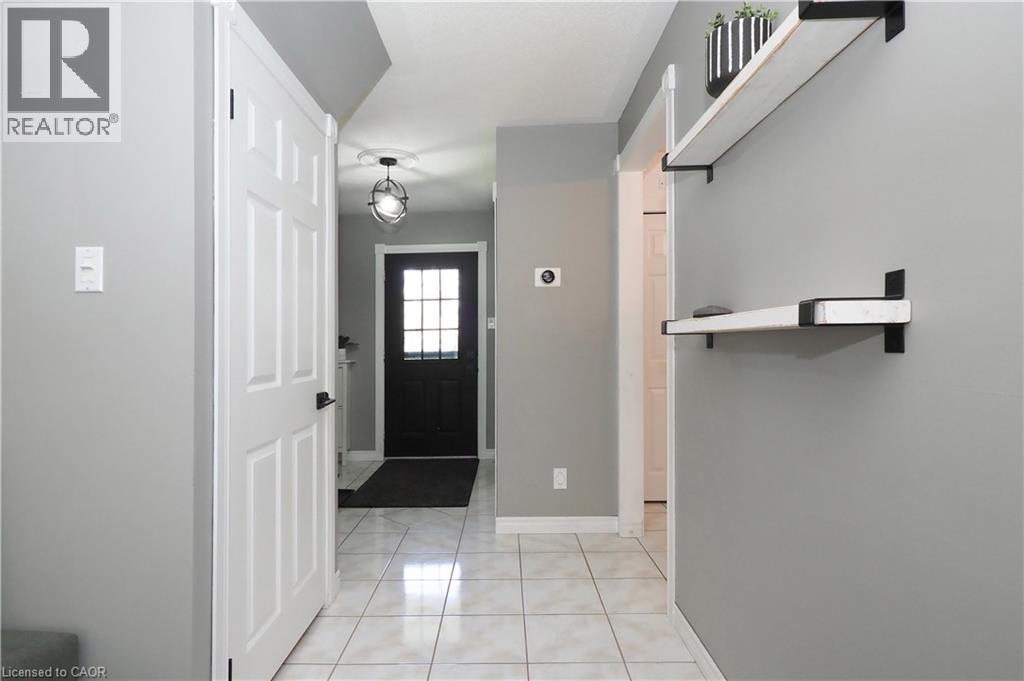 15 Dales Drive, Drayton, Ontario  N0G 1P0 - Photo 5 - 40833527
