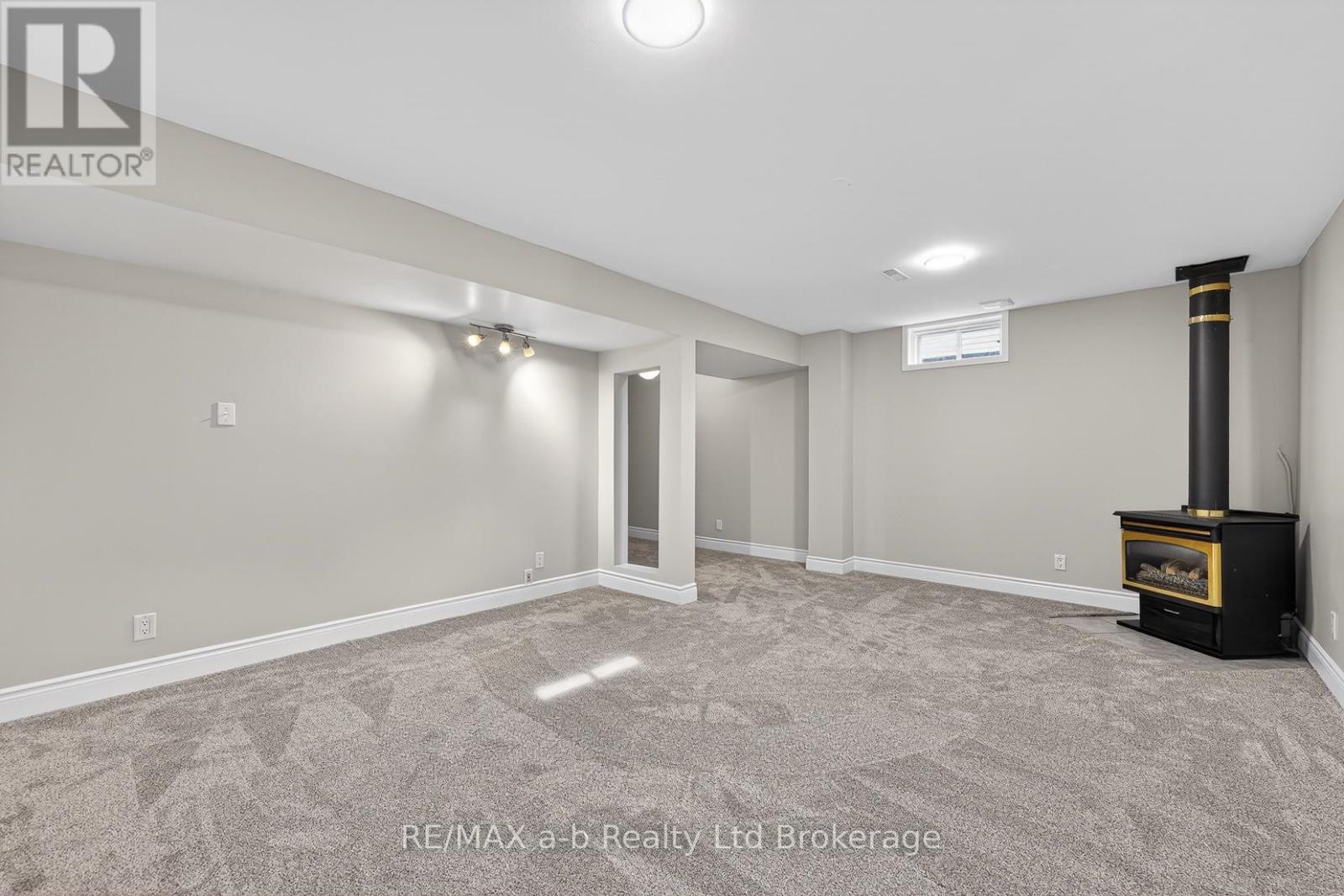 267 Beckett Road, Ingersoll, Ontario  N5C 3X4 - Photo 24 - X13182434