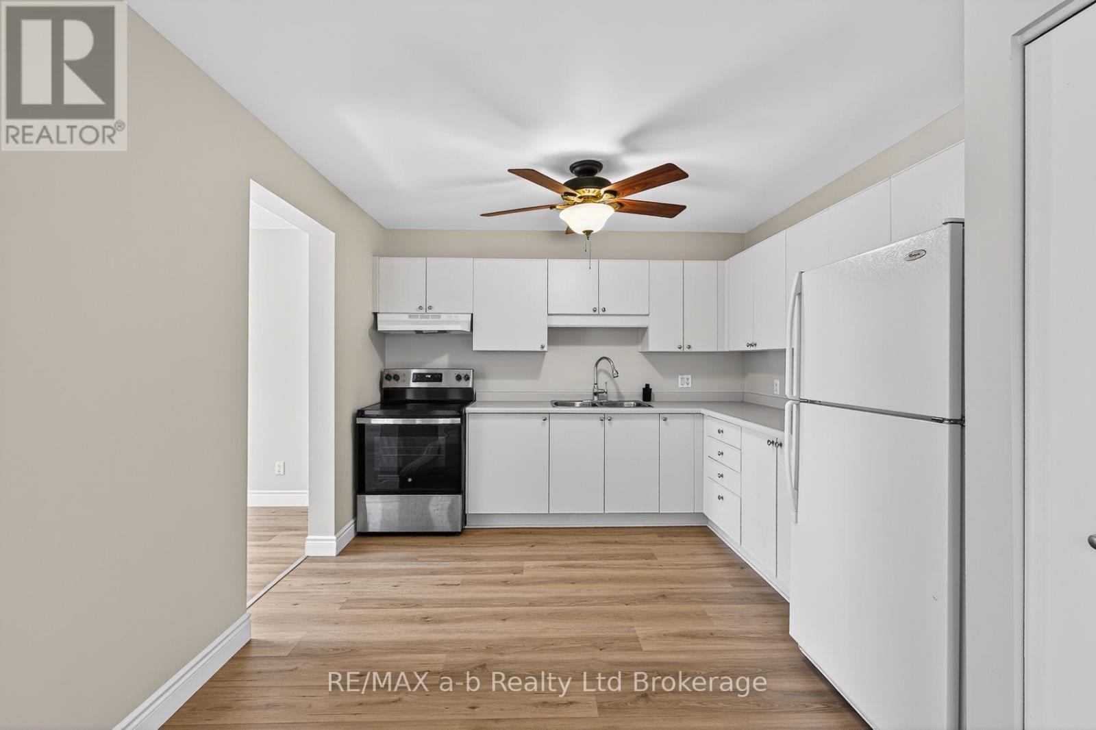 267 Beckett Road, Ingersoll, Ontario  N5C 3X4 - Photo 7 - X13182434