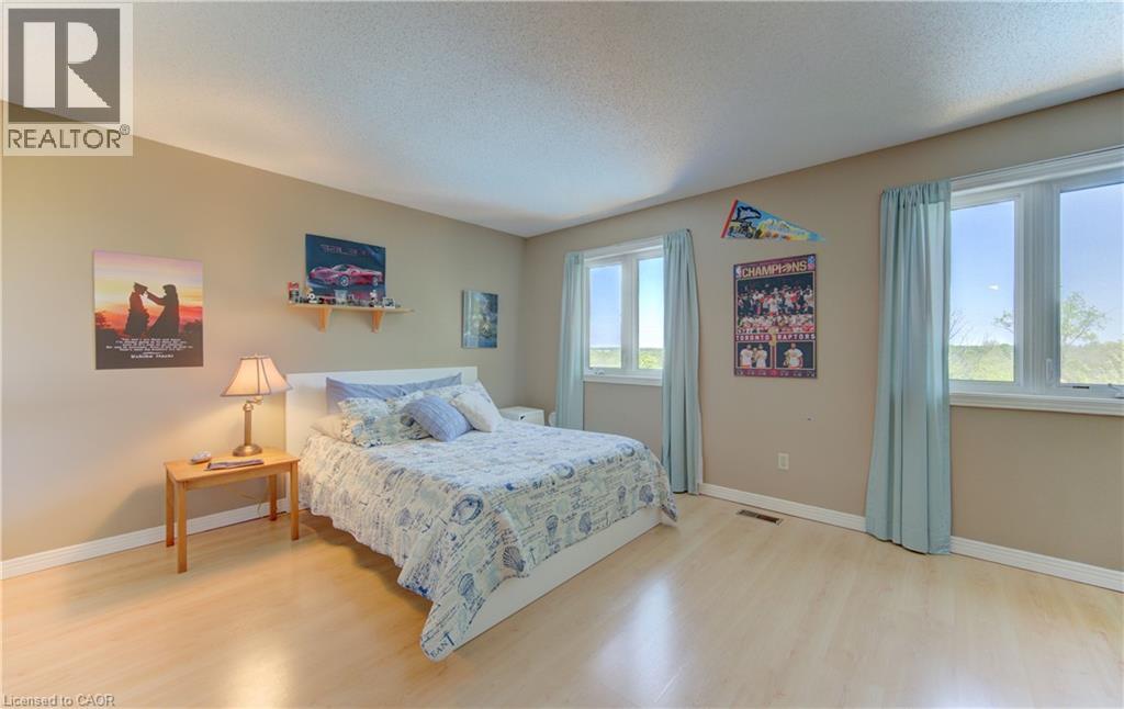 97 Manitoulin Crescent, Kitchener, Ontario  N2A 3H5 - Photo 22 - 40833340