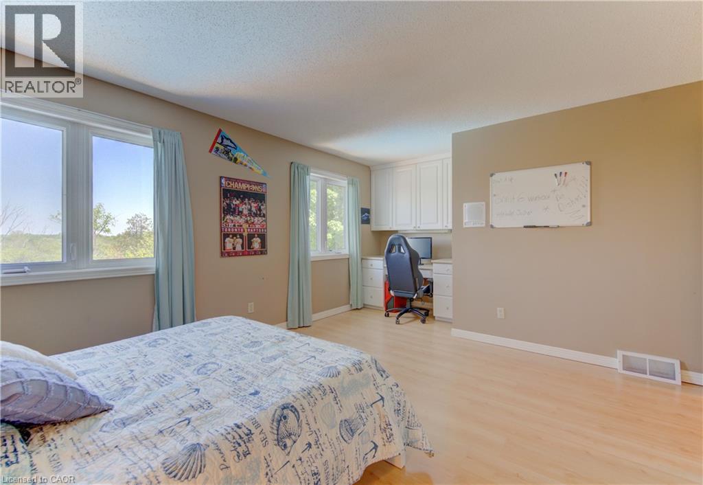 97 Manitoulin Crescent, Kitchener, Ontario  N2A 3H5 - Photo 23 - 40833340