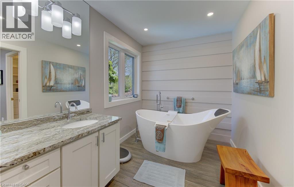 97 Manitoulin Crescent, Kitchener, Ontario  N2A 3H5 - Photo 27 - 40833340