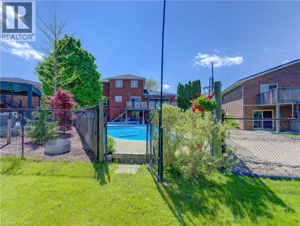 97 Manitoulin Crescent, Kitchener, Ontario  N2A 3H5 - Photo 40 - 40833340